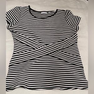 New, never worn short sleeve stretch New York & Co. Black & White stripe shirt
